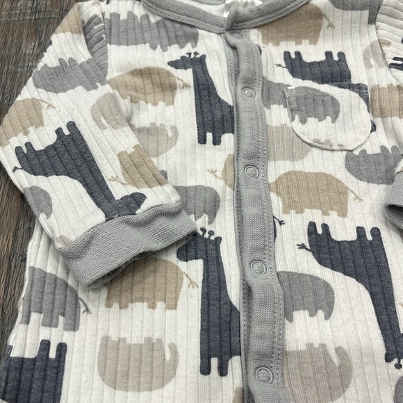 🦄5/25 Gerber Organic Cottom Baby Sleeper - Picture 2 of 4